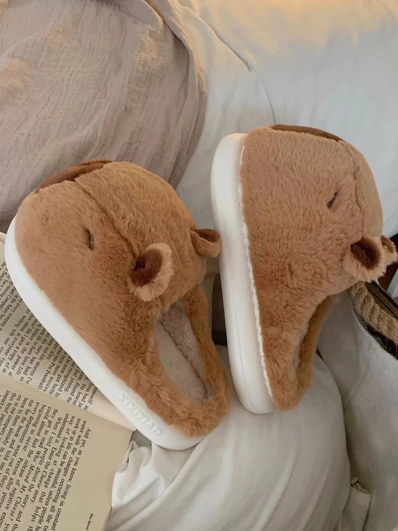 🐾 Cute Capybara Couple Slippers